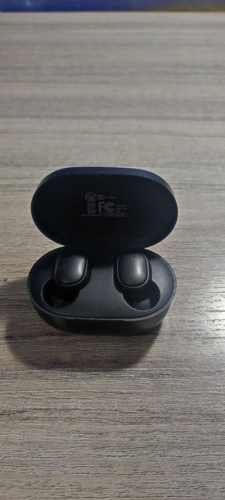 Продам наушники 2.000