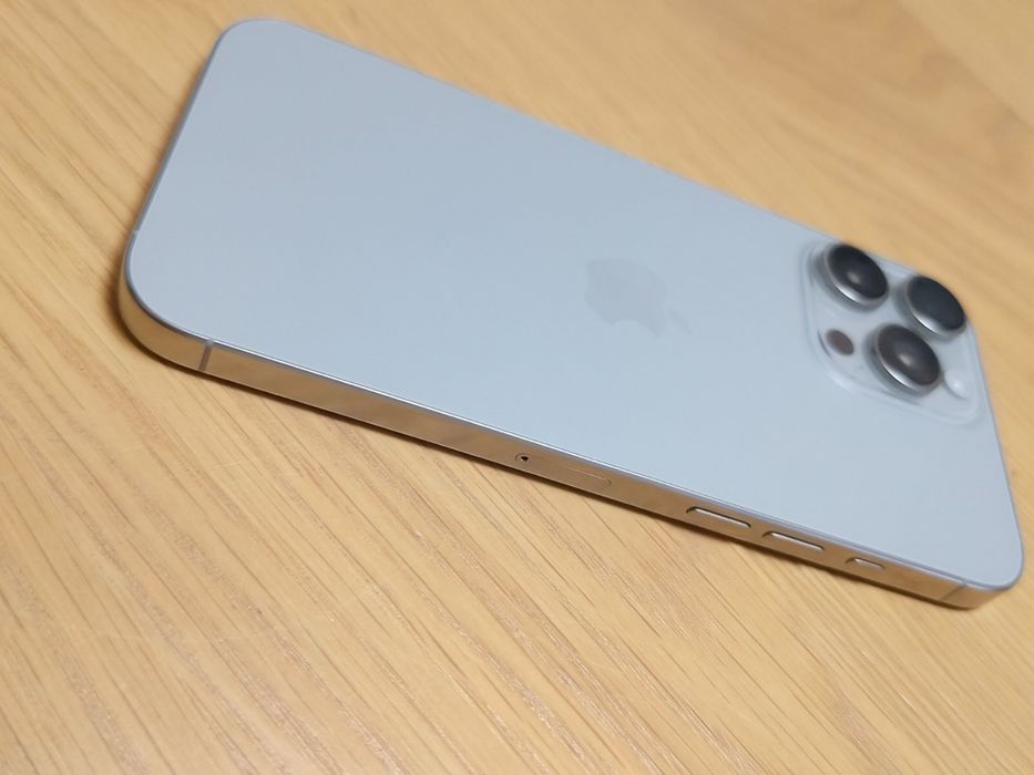 Iphone 16 Pro Max 256GB - Перфектен, 91% батерия, Гаранция