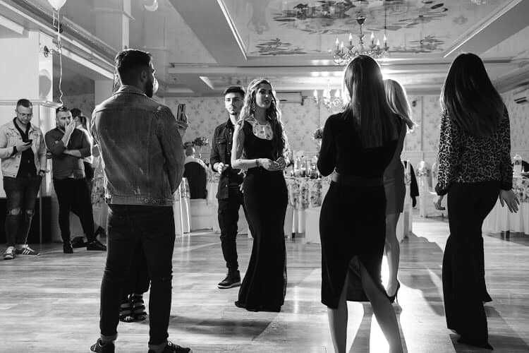 DJ BUZAU Aly Sound - Sonorizare evenimente/nunta ,  botez,  majorat.