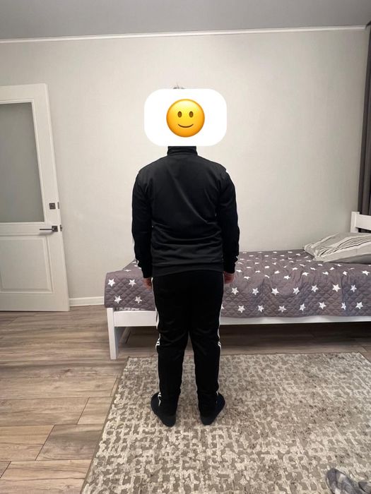 Продается спортивный костюм Adidas