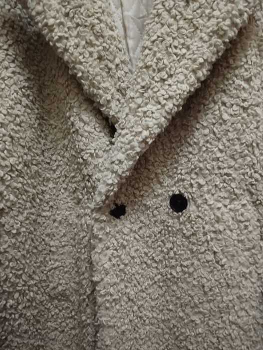 Зимнее женское пальто.