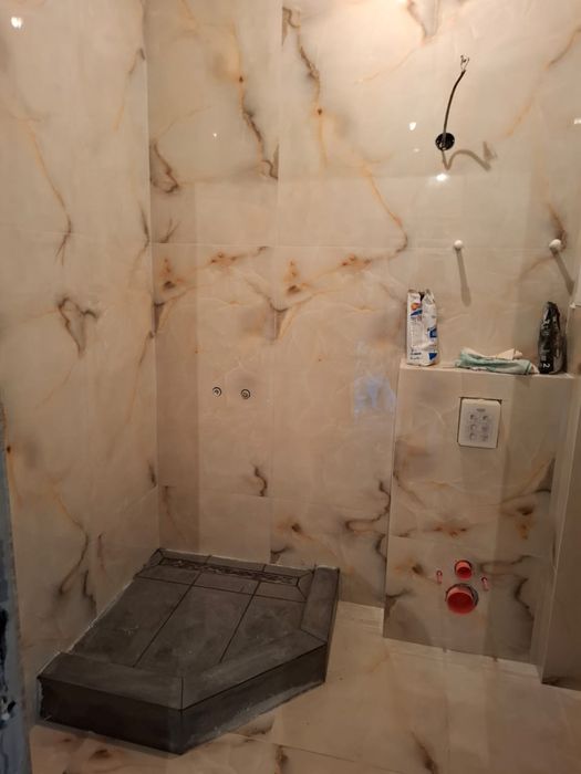 Кафельщик. Санузел под ключ.