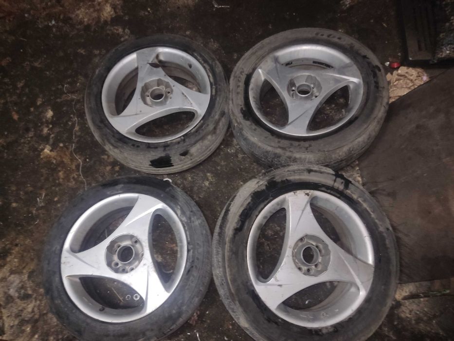 Титанка диски размер 17 с резинками