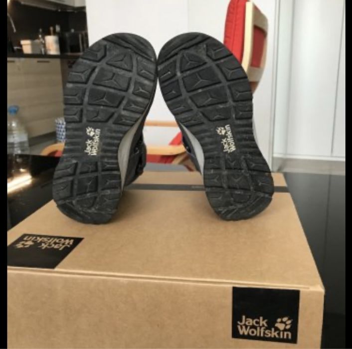 Зимни обувки