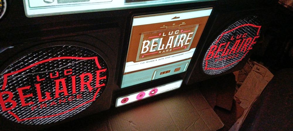 Табела рекламна светеща френска бум бокс