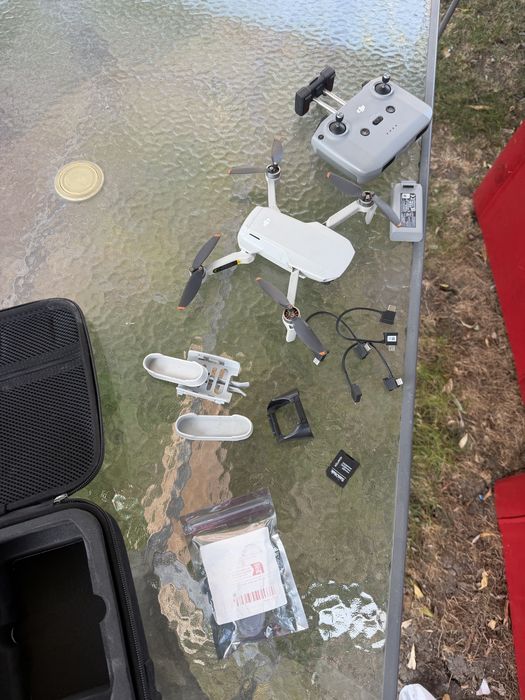 Drona Dji mini 2