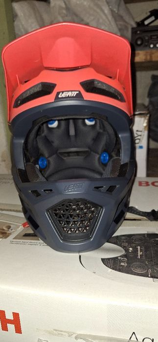 Каска Leatt 4.0 2022г.