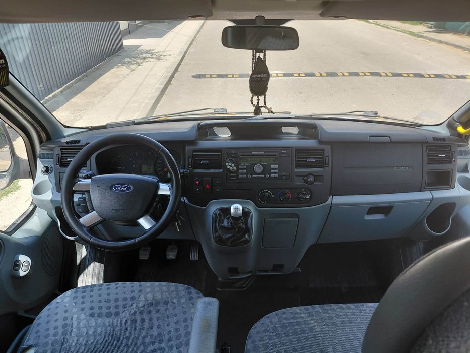 Ford Transit 2009 8+1