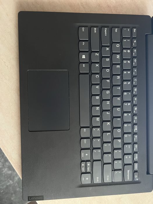 Laptop Lenovo V 14 ADA