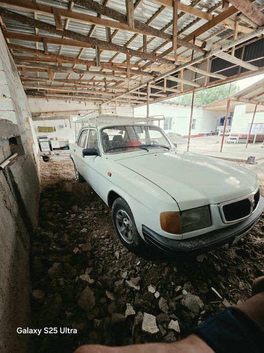 Машина волга 3110