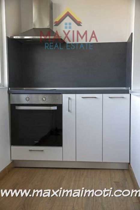 Продава се Тристаен апартамент в Пловдив, Кючук Париж - 64 кв.м за 1532 €/кв.м - Снимка #1