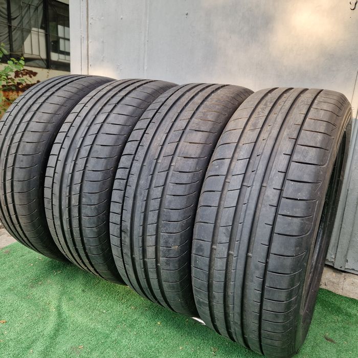 235 55 19 GOOD YEAR EAGLE F1  asymmetric 3 SUV