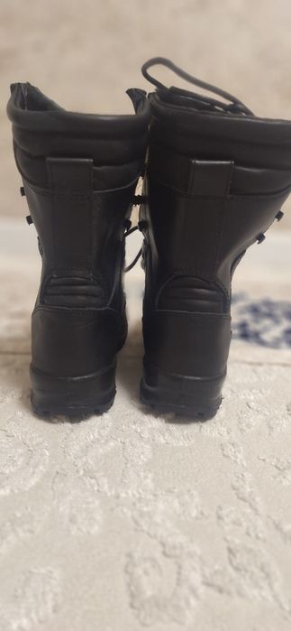 Продам берцы 41 размер
