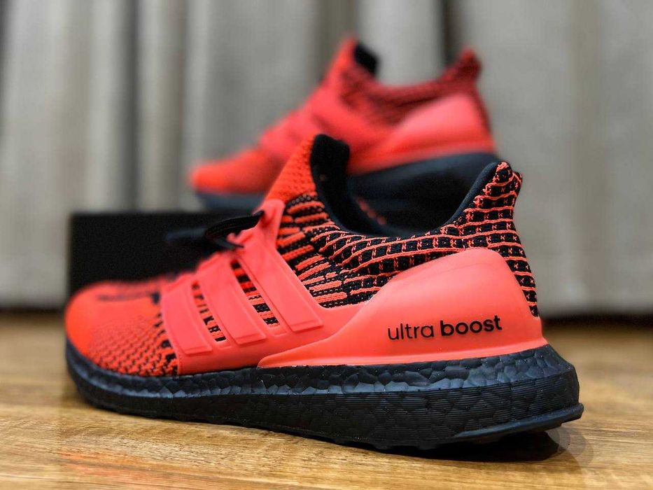 Adidas Ultraboost DNA 5.0 беговые кроссовки РАЗМЕР 43, 44