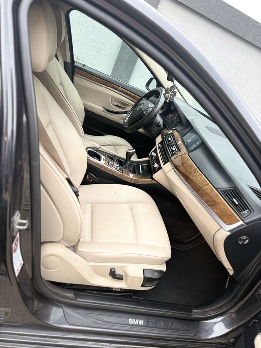 BMW F10 520d manual