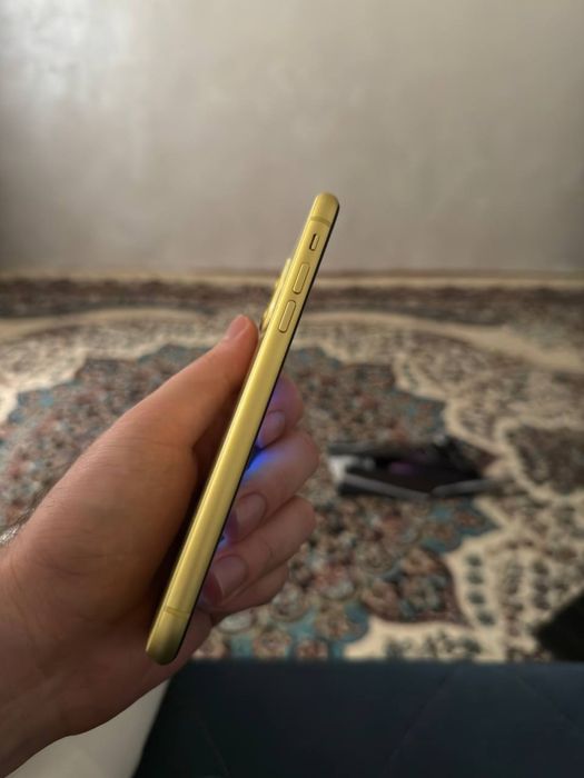 Iphone 11 KHA  128 tali 63 % holati zor