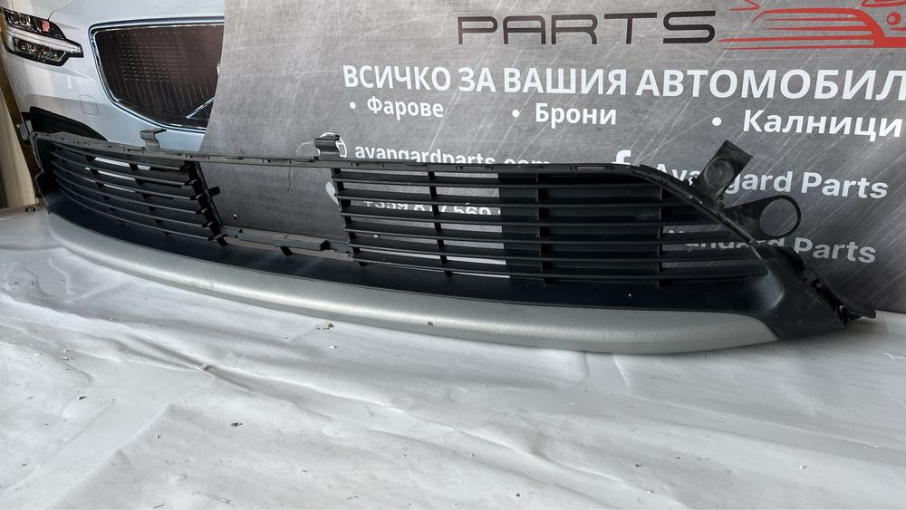 Решетка с лип Opel Grandland X