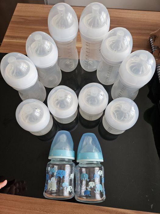 Шишета за хранене мляко Philips Avent за новородени 0+ и комплект четки за почистване
