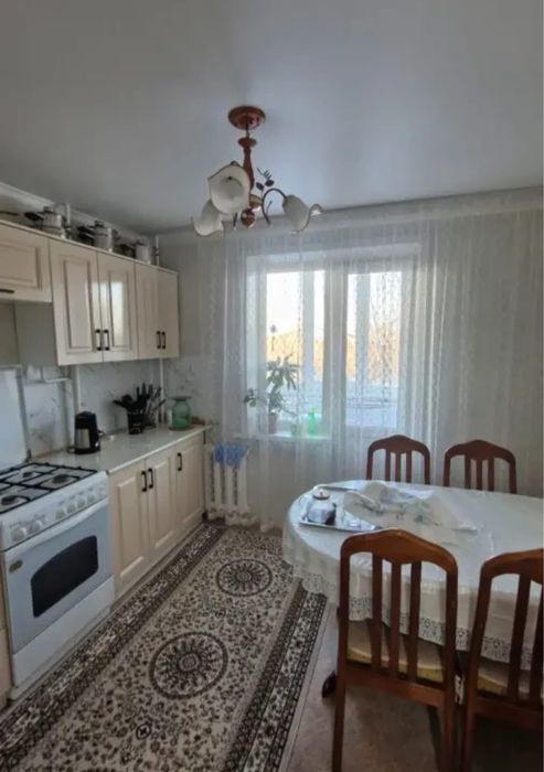 Срочно продам 2 комнатную ленинградку