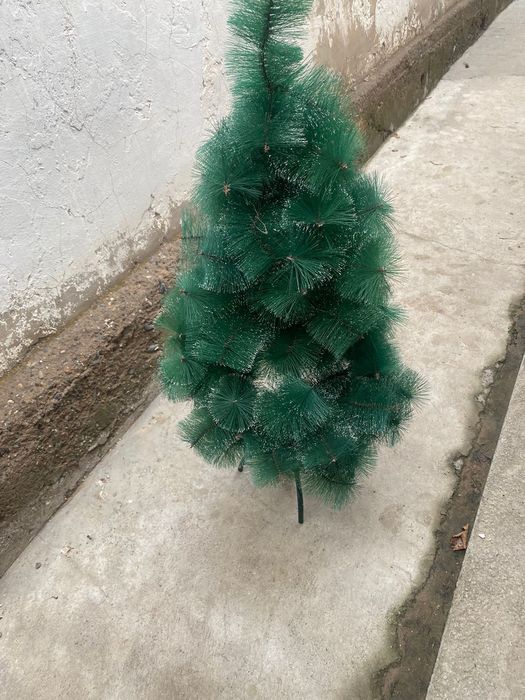 Продаю ёлку искуственая