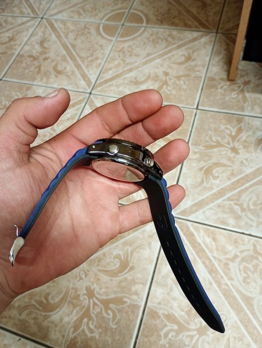 Ceasul electronic Martyn Liner model 3038# din Japonia este un cronogr