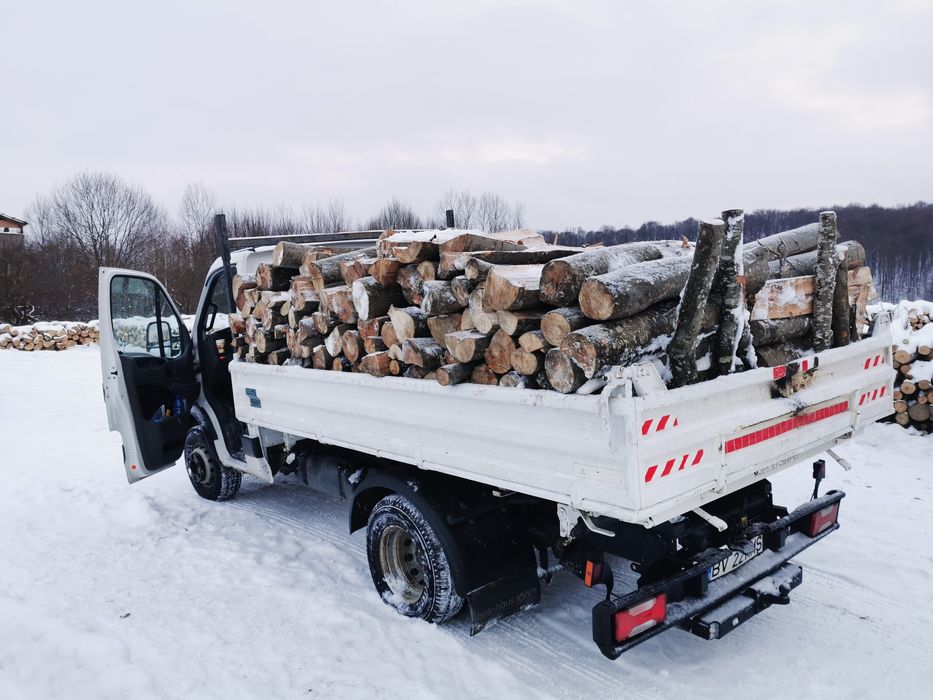 Vând lemne pentru foc