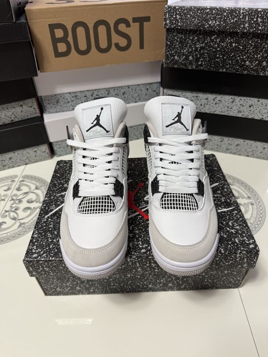 Air Jordan Retro 4 Military Black