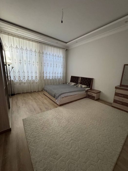 uy sotiladi. yahshi narhda