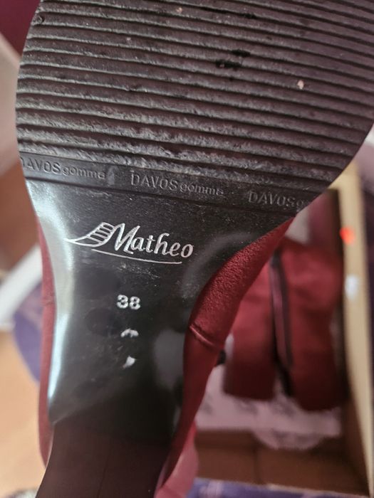 Cizme piele intoarsa