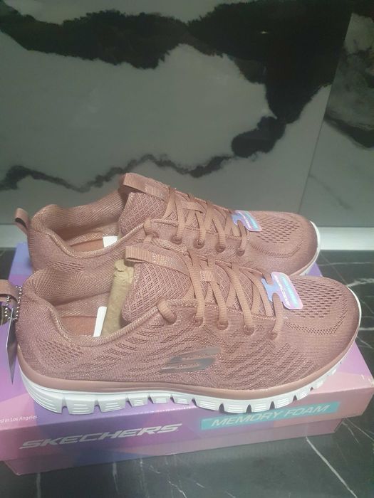 Adidaşi skechers marime 40 noi