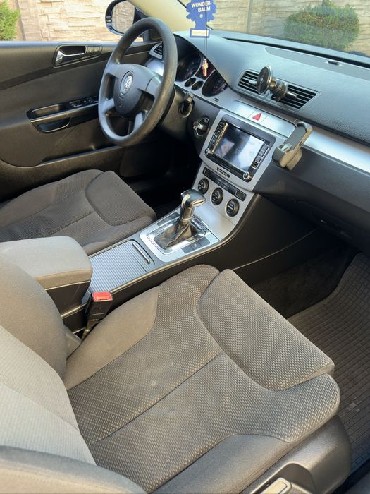 VW Passat 2008 – 2.0 TDI DSG – 140 CP