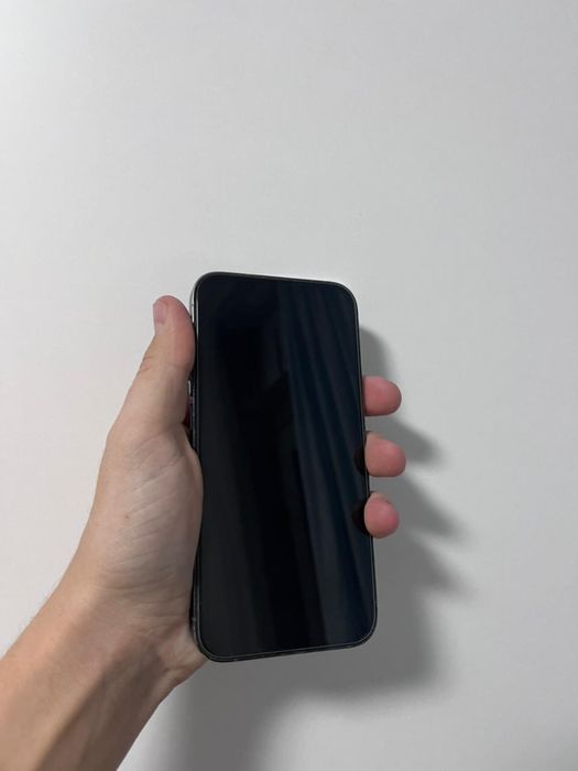 Продам Apple 13 pro