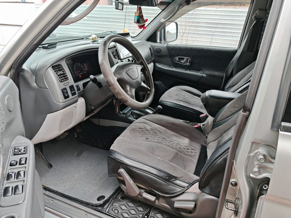 Mitsubishi Montero Sport