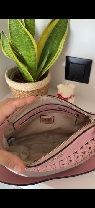 Чанта GUESS и несесер
