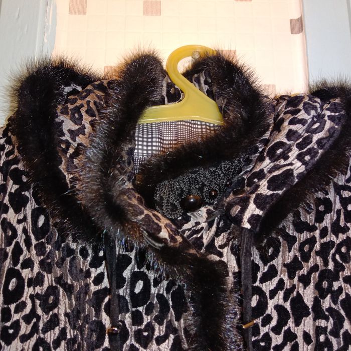 Зимнее женское пальто