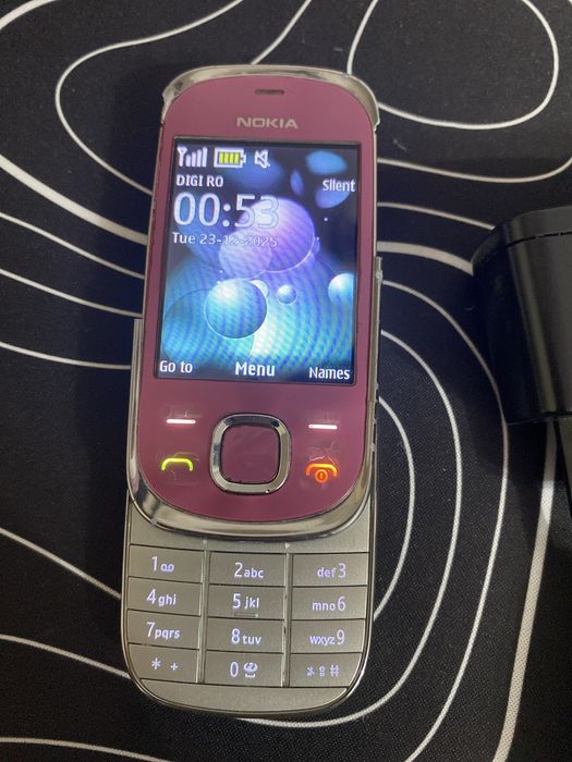 Nokia 7230 + Casca HandsFree Nokia BH-104