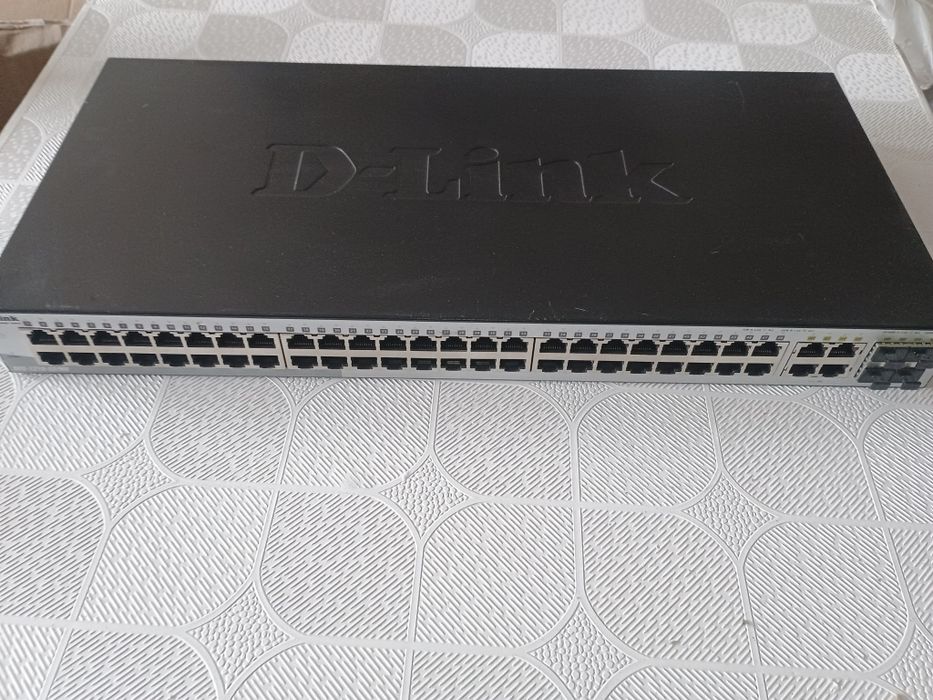Коммутатор D-Link DES-1210-52/ME