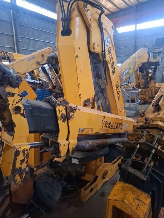 Продам Зил130 манипулятр-самосвал