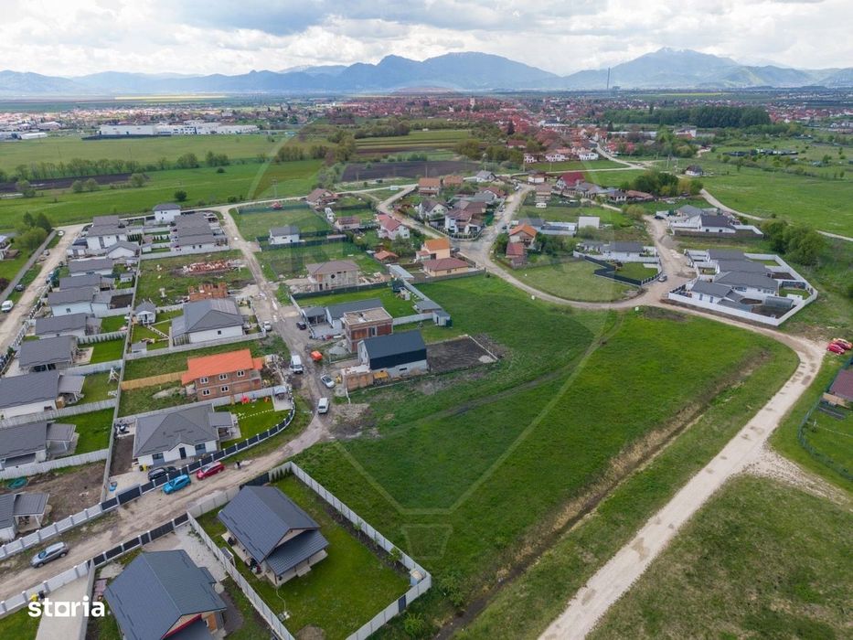 Teren intravilan de vanzare in Harman – 1.016 mp, PUZ aprobat