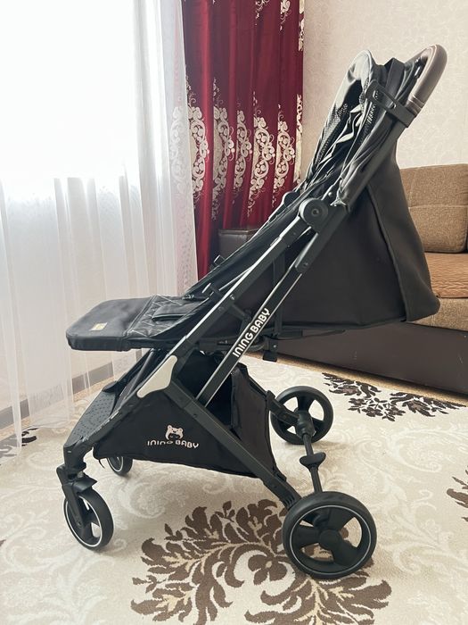 Продам прогулочная коляска ining baby