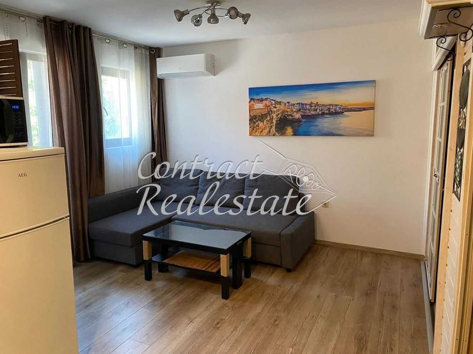 Дава се под наем Двустаен апартамент в Варна, Левски - 60 кв.м за 433.5 € - Снимка #1