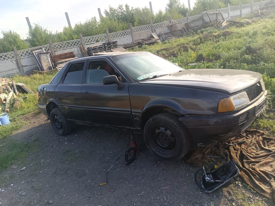 На запчасти Ауди 80
