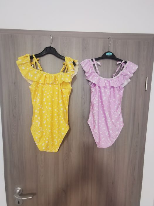 Costume Reserved, noi cu eticheta, pentru 7-8 ani și 9-10 ani