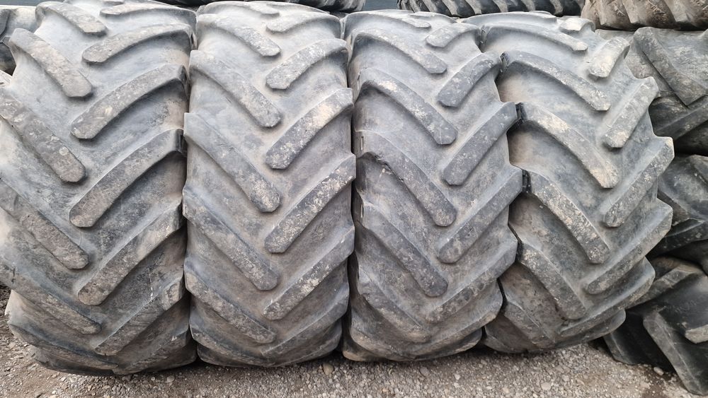 CAUCIUCURI Încărcător 17.5R24 (460/70R24) marca Alliance