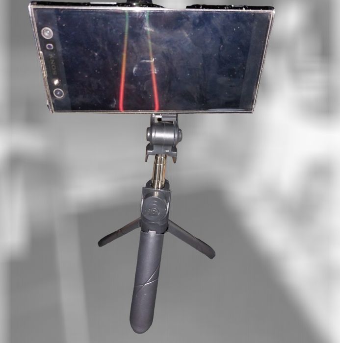 Блутуут/Bluetooth/статив/държач за камера или телефон