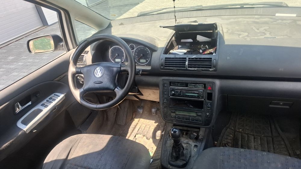 Vand piese Volkswagen Sharan
