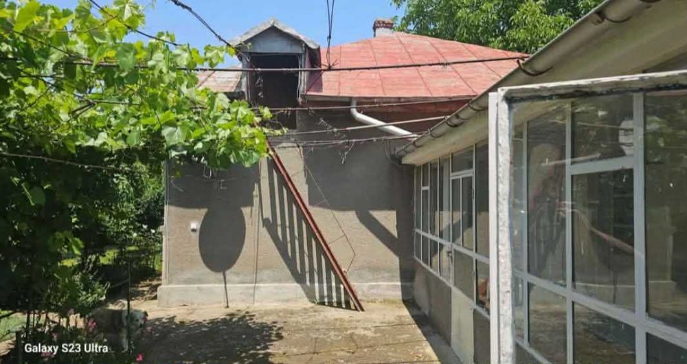 MATERIALE RECUPERABILE DIN CASĂ Demolare + recuperare materiale