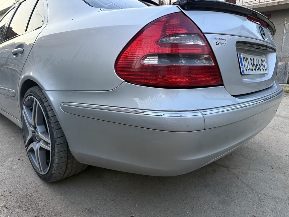 Задна броня w211