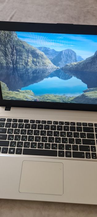 Продам ноутбук Asus x540s