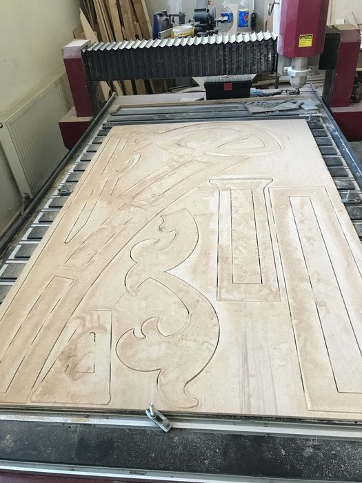 Vând router CNC 120x250 non metale